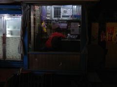 -六合夜市