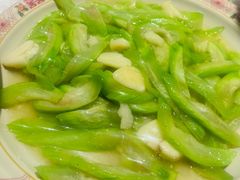 -耙吉吉川味小酒馆(本地人回头店)