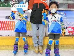 -正佳冰河湾真冰滑冰场