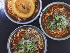 -薛记襄阳香辣牛肉面(平安路店)