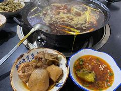 -石灰市毛记烧鸡公(解放碑店)