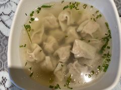 特色鸡肉馄饨-四宜糕团店(南大街店)