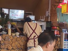 -阿婆情腊排骨火锅(金虹路店)