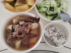 -悦芽照护月嫂+育儿嫂(杭州店)