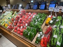 -七鲜超市(瑞虹天地太阳宫店)