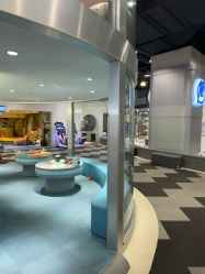 -MINI MARS 脚下的城市乐园·餐饮·派对(静安江宁店)