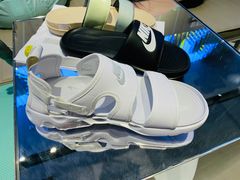 -NIKE品牌体验店(金源新燕莎店)