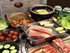 -蚂蚁洞·烤肉大营地(上海静安大悦城店)