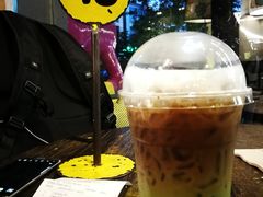 -莓园冰淇淋店