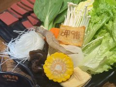 -呷哺呷哺 小火锅 (浦东新欧尚超市店)