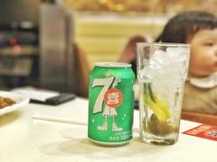 -香港新发烧腊茶餐厅(万象店)
