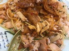 -张秀梅烤肉拌饭脆皮鸡饭