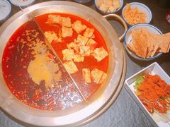 -九鼎轩脆毛肚火锅(南京东路店)