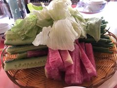 -明月食府(二区干二路店)