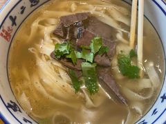 -十二忠手拉面(燎原街店)