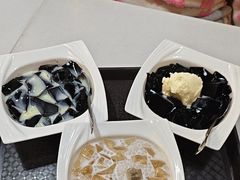 -梧州双钱龟苓膏(丽港航母店)