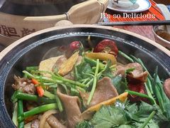 -沙胆彪炭炉牛杂煲(上海日月光广场店)