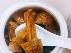 姬松茸炖乌鸡-国英炖品店(甲子路店)