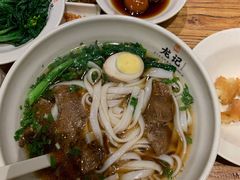 原汤牛肉米粉-湘人龙记老长沙米粉(鸟巢店)