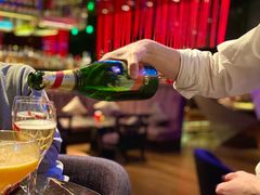 -大连君悦酒店 · VIVA(星海广场店)
