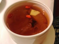 冰糖桃胶炖雪梨-初蓉丨遇见新川菜(亲贤街荣耀店)