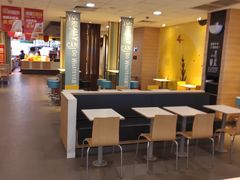 大堂-麦当劳(新世纪环球中心店)