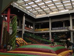 -蒙特利亲子乐园