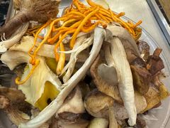 -野菌园·野生菌火锅首创第一家(关兴路总店)