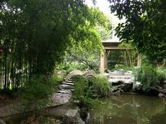 -汇龙潭
