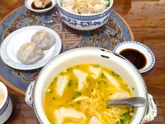 -笑来喜馄饨小笼工坊店(湖滨街店)