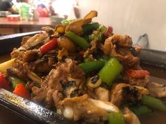 紫苏爆牛蛙-虾小龙老长沙龙虾馆(坡子街店)