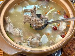 -黄小串·烤串海鲜涮牛肚(升龙广场店)