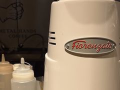 -Metal hands·铁手咖啡