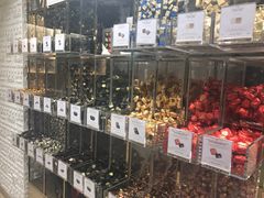 -VENCHI 闻绮(北京国贸商城店)