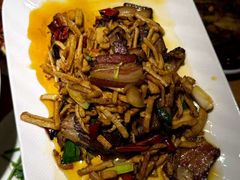-小三峡食府(西五路店)