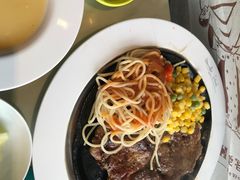 -豪客来牛排(中央花苑店)