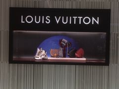 -LV路易威登(国际广场店)