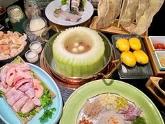 -得意咚瓜·顺德鱼生·冬瓜火锅(深圳首店)