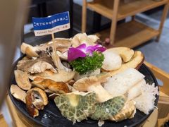 -一朵菌·野生菌探索家火锅(南亚店)