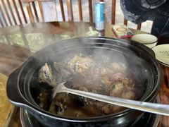 -乡巴佬鼎锅饭