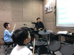 -罗兰数字音乐教育(徐汇校区)