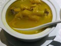 浓汤花胶鸡汤-维园悦谱·海派家常菜(乌鲁木齐南路店)