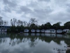 -金庭庄园酒店-停车场