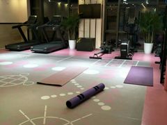 -思迈威健身(积玉桥万达店)