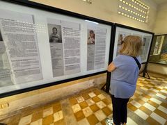 -吐斯廉屠杀博物馆