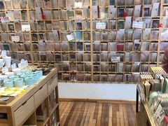 -猫的天空之城概念书店(杭州南宋御街店)