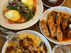 -ROAST coffee & eatery