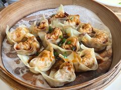酸辣鲜虾馄饨-缸鸭狗(天一广场店)