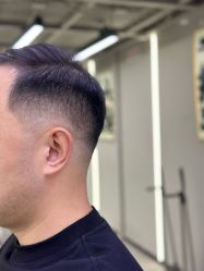 -尤司男士国潮理发馆