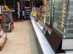 -全家便利店(天目山路三店)